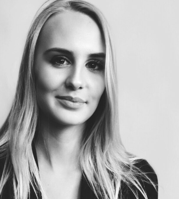 amanda svendsen as media